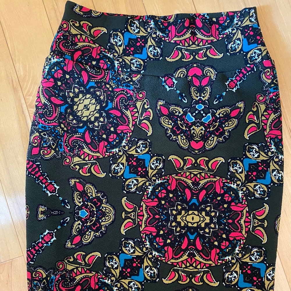 LulaRoe Pencil skirt - Size Small